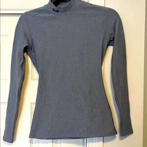 Under Armour Gray Fitted Long Sleeve Top Activewear